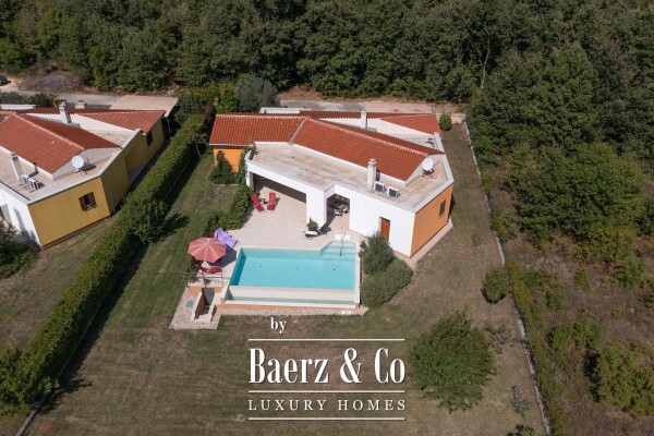 photo 11 Svetvinčenat, Two Modern Villas with Infinity Pools and Saunas - An Established Tourism Investment